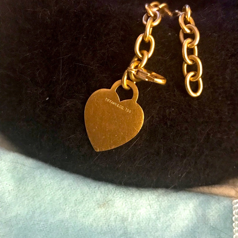 Discontinued 18k gold Tiffany heart charm bracelet